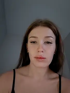 MelissaPinkiss online show from 12/20/25, 01:36