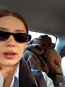 MelissaPinkiss online show from 04/17/26, 01:36