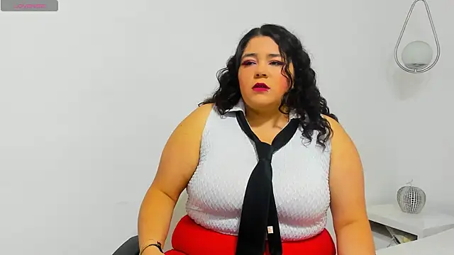 Lilith Aliany  online show from 12/04/25, 12:15