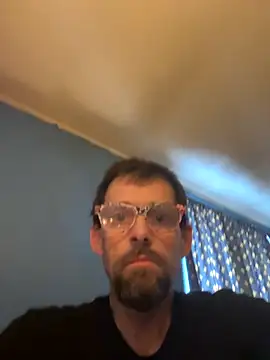 biggdaddyandqueenn online show from 12/15/25, 04:24