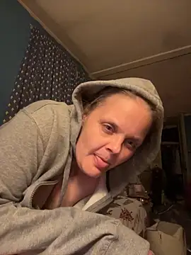 biggdaddyandqueenn online show from 11/18/25, 01:10