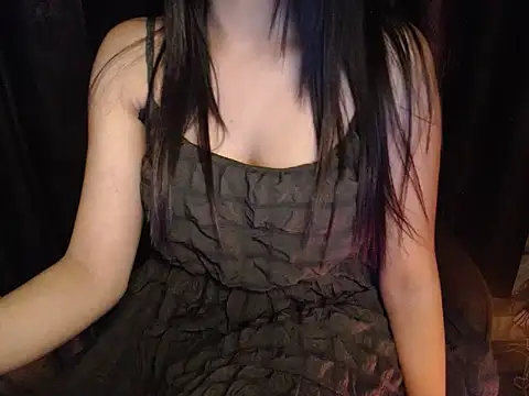 Snapshot of Hot_Malikaa chatting on 02/04/26, 10:05 Hot Malikaa online show from 02/04/26, 10:05