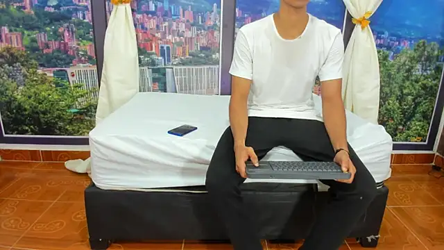 KiraFox1 online show from 03/07/26, 01:16