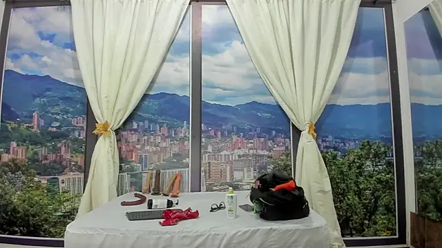 KiraFox1 online show from 03/19/26, 02:06