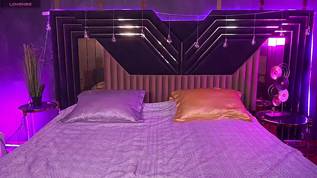 VelvetLuck online show from 03/20/26, 06:58