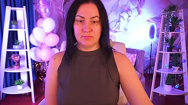 VelvetLuck online show from 02/20/26, 01:57