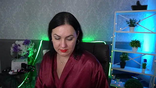 VelvetLuck online show from 11/23/25, 02:16