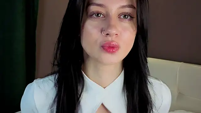 MarvisKuhIo online show from 11/29/25, 05:07