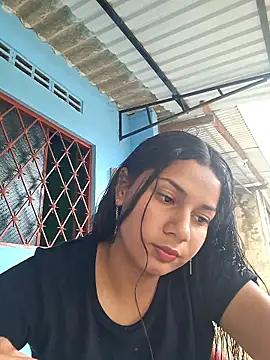 lapicarona18 online show from 11/10/25, 06:35