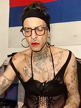 00Travsharongomez online show from 12/02/25, 05:20