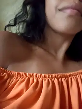 Morenaizzy online show from 11/04/25, 06:22