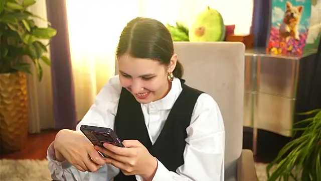 JanyceGrzyb online show from 11/04/25, 04:05