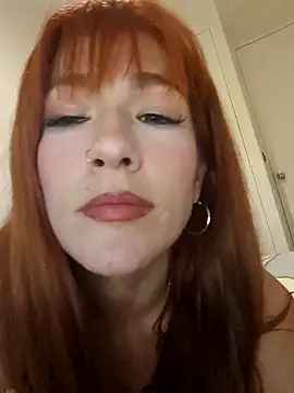 Xeena  online show from 04/10/26, 07:54