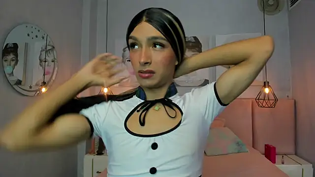 sensual skinny online show from 11/17/25, 01:53