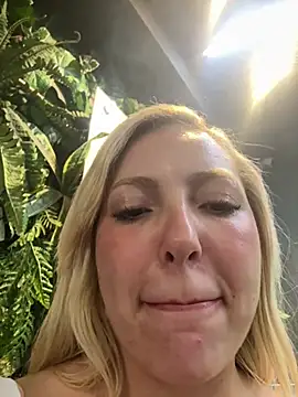 melisboa online show from 07/12/26, 01:50