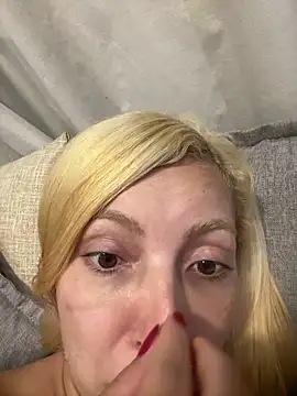 melisboa online show from 02/17/26, 03:48