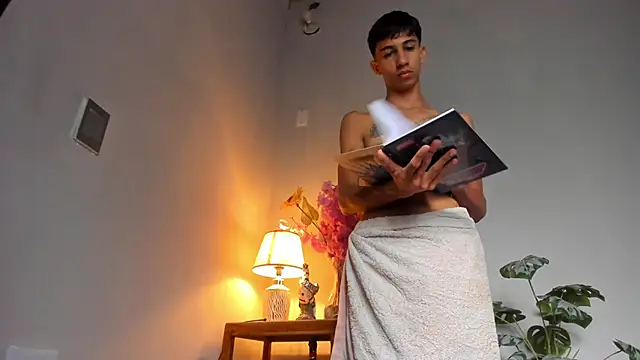 lucian davii online show from 04/08/26, 02:18