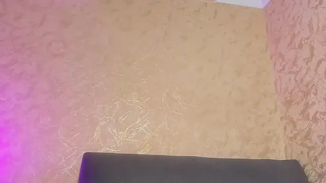 Snapshot of lucian_davii chatting on 11/12/25, 12:20 lucian davii online show from 11/12/25, 12:20