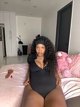 PrincessDreamm online show from 12/04/25, 11:15