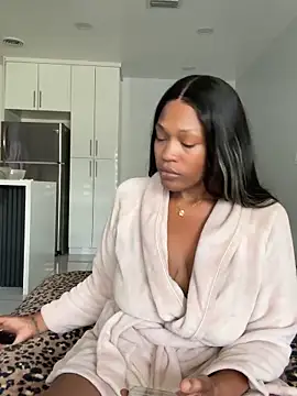 PrincessDreamm online show from 04/05/26, 08:04