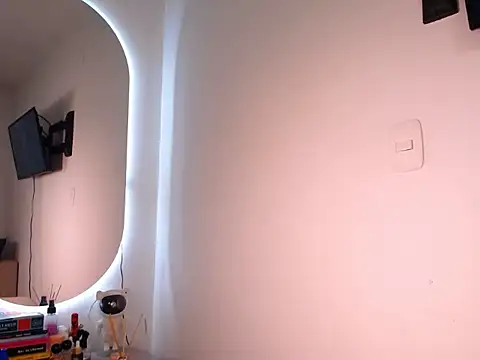 Rosahotttxh online show from 01/14/26, 03:04