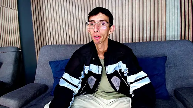 ZyroNight online show from 12/02/25, 11:50