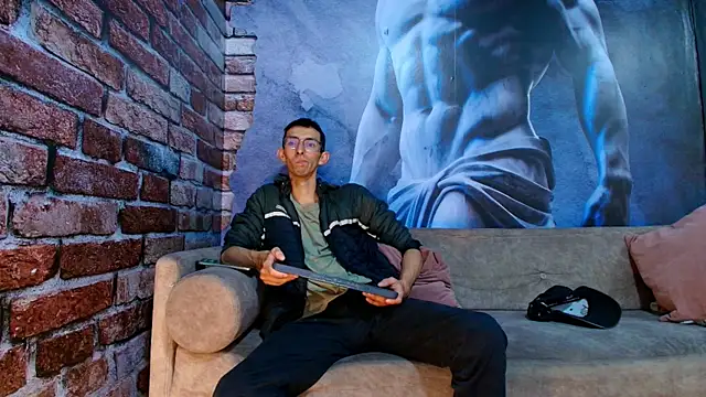 ZyroNight online show from 01/06/26, 07:18