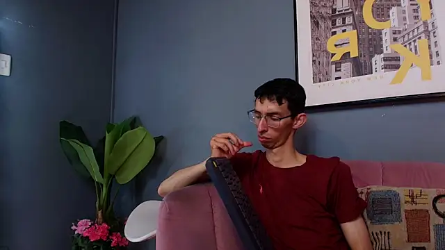 ZyroNight online show from 11/25/25, 07:25