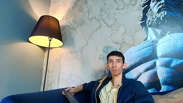 ZyroNight online show from 11/26/25, 07:36