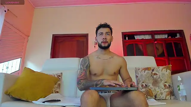 noah corvelle online show from 04/01/26, 06:16