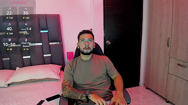 noah corvelle online show from 11/15/25, 01:20