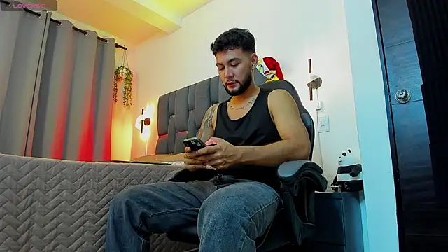 noah corvelle online show from 12/23/25, 02:00