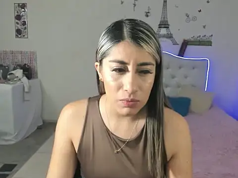 veronicamist95 online show from 11/07/25, 02:16