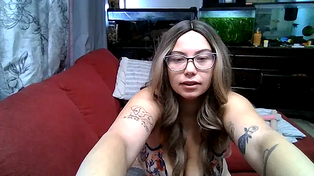 Snapshot of FreakyDreama chatting on 07/06/26, 12:56 FreakyDreama online show from 07/06/26, 12:56