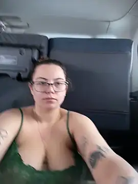 Snapshot of FreakyDreama chatting on 02/24/26, 06:42 FreakyDreama online show from 02/24/26, 06:42