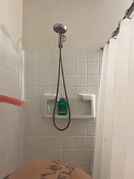 FreakyDreama online show from 04/10/26, 01:07