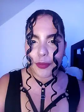 Elara Nova online show from 11/09/25, 02:15