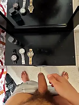 Snapshot of Dirty-Guy-Naugthy chatting on 11/08/25, 05:49 Dirty-Guy-Naugthy online show from 11/08/25, 05:49