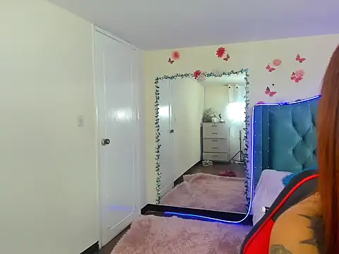 Aurora sky9 online show from 01/06/26, 08:57