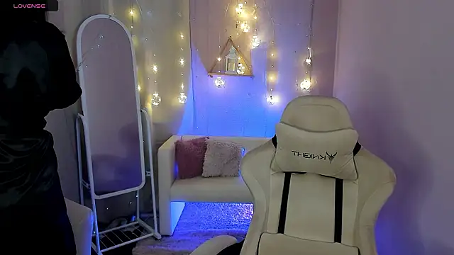 Hanako Rey online show from 02/04/26, 05:24