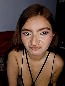 Paulafer20 online show from 11/18/25, 03:37