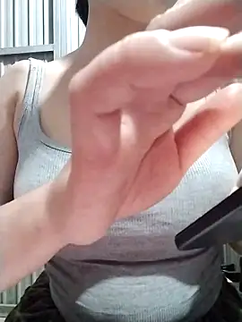 Niramiu online show from 03/18/26, 01:24