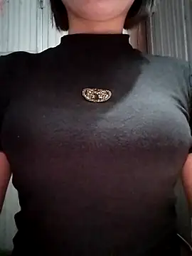 Niramiu online show from 11/17/25, 01:53