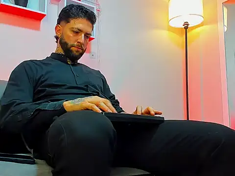 Supreme Alpha online show from 11/30/25, 08:31