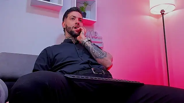 Supreme Alpha online show from 11/17/25, 03:43