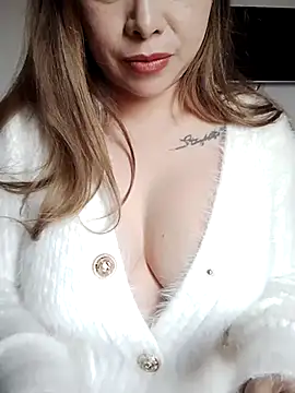 thu-cuoi online show from 01/14/26, 06:28