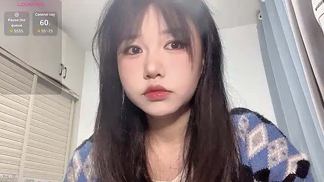 Xiaoji61 online show from 11/10/25, 10:26