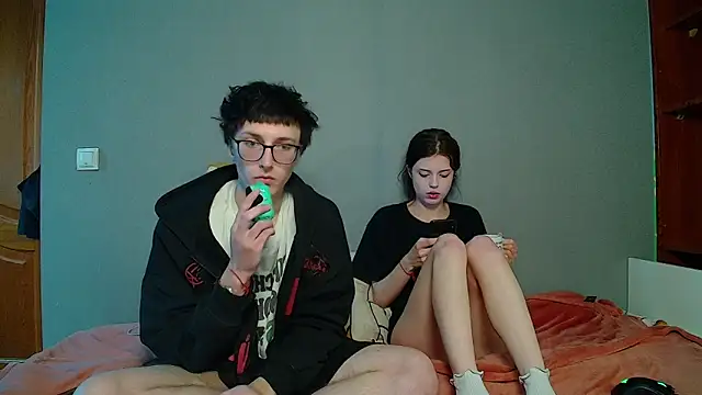 t files x online show from 11/26/25, 11:10