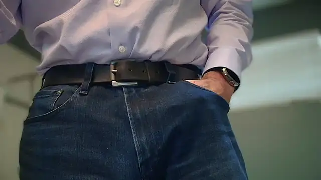 Snapshot of centerfieldshow chatting on 11/04/25, 09:29 centerfieldshow online show from 11/04/25, 09:29