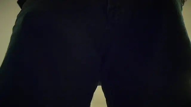 Snapshot of centerfieldshow chatting on 11/08/25, 12:36 centerfieldshow online show from 11/08/25, 12:36